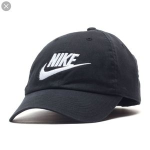 NIKE Baseball Cap